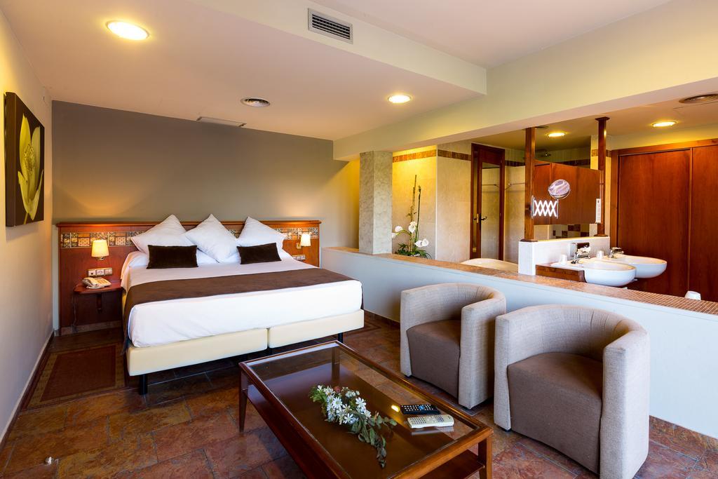 Mas De La Sala Hotel Sallent Buitenkant foto